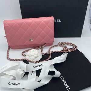CHANEL CC SILVER HARDWARE LIGHT PINK QUILTED WOC BAG WITH DUST BAG